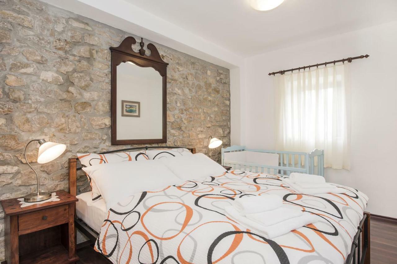 Villa Cetina - Apartment With A View Milasi Exterior foto